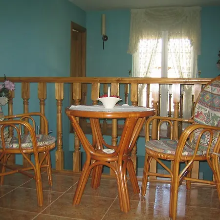 Casa Dona Julia Valdealcon