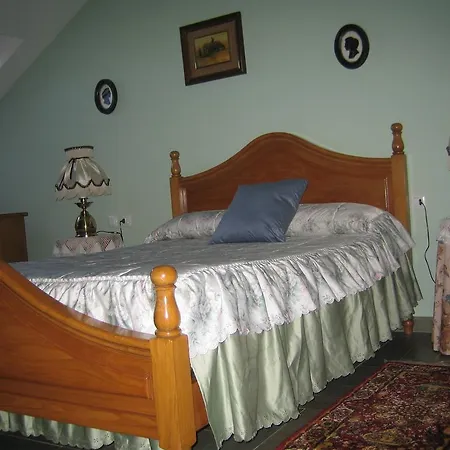 Casa Dona Julia Valdealcon